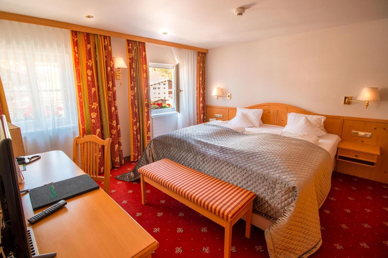 Hotel Tannbergerhof Im Zentrum Von Lech Luaran gambar