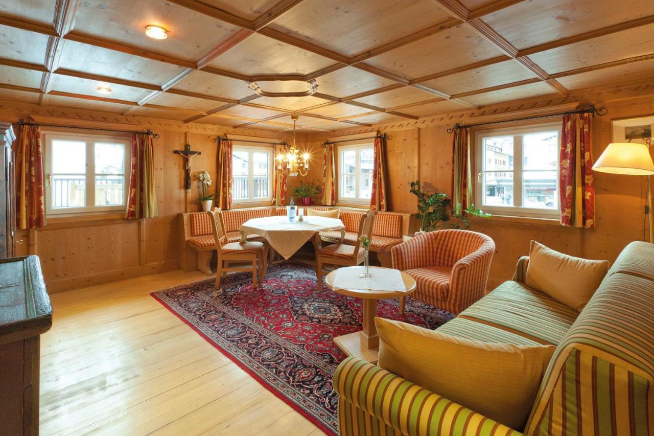 Hotel Tannbergerhof Im Zentrum Von Lech Luaran gambar
