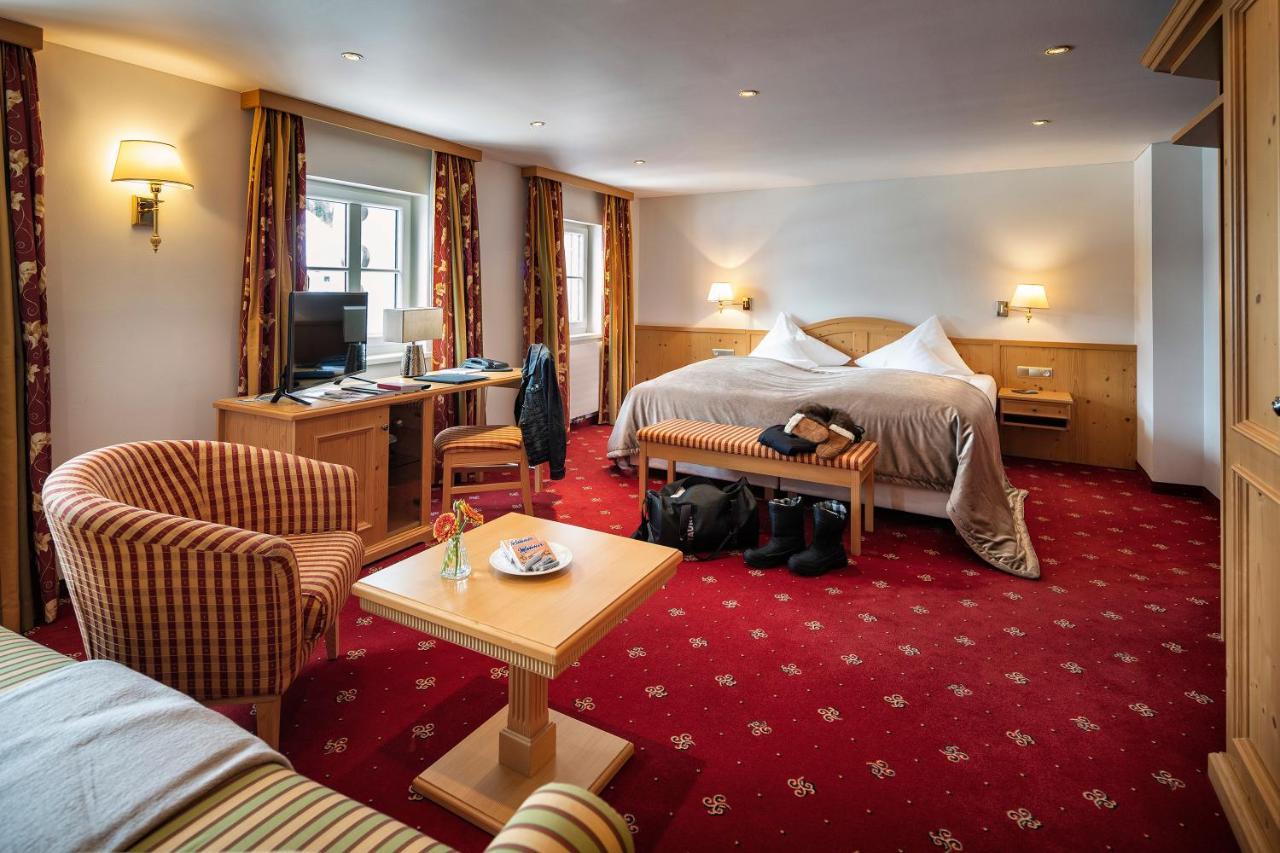 Hotel Tannbergerhof Im Zentrum Von Lech Luaran gambar