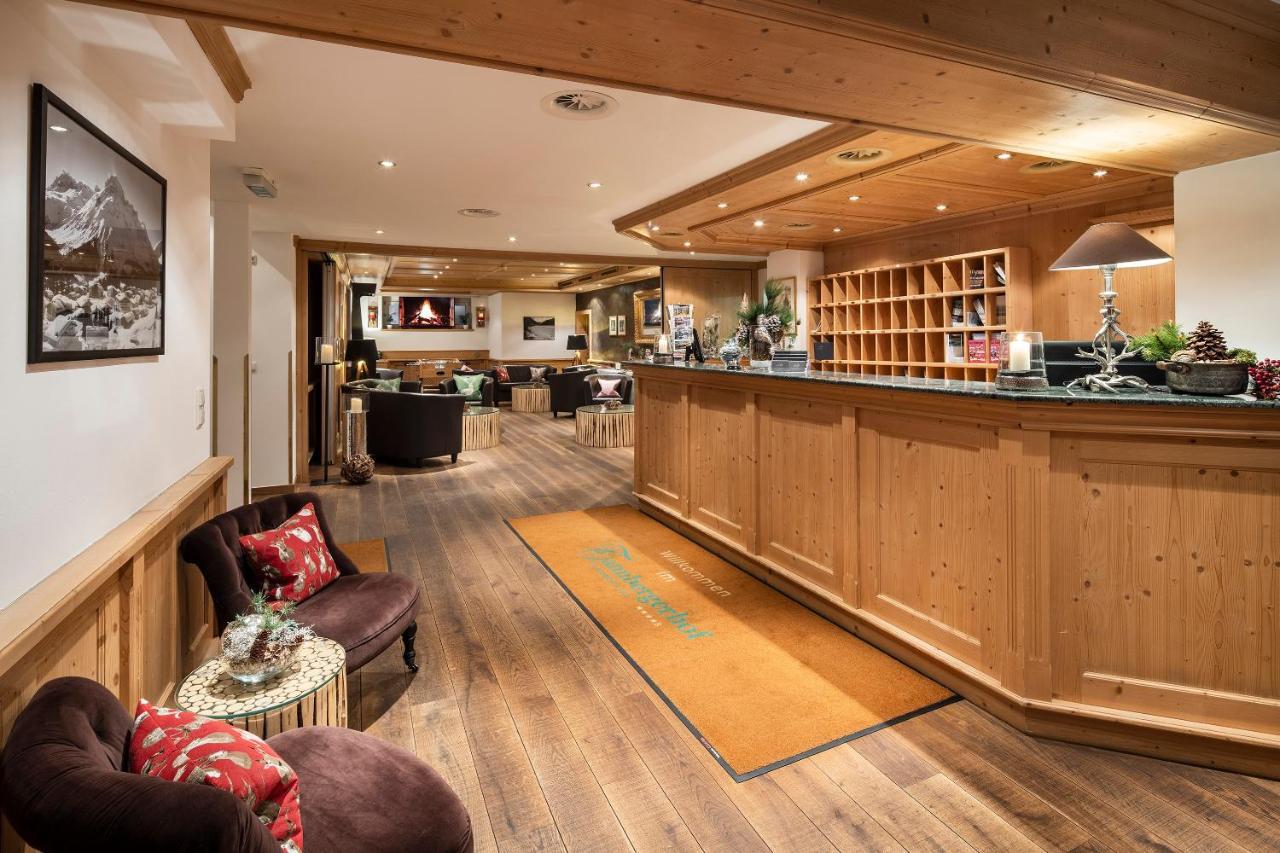 Hotel Tannbergerhof Im Zentrum Von Lech Luaran gambar