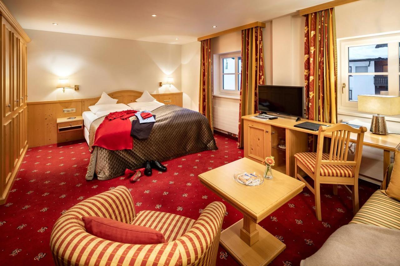 Hotel Tannbergerhof Im Zentrum Von Lech Luaran gambar