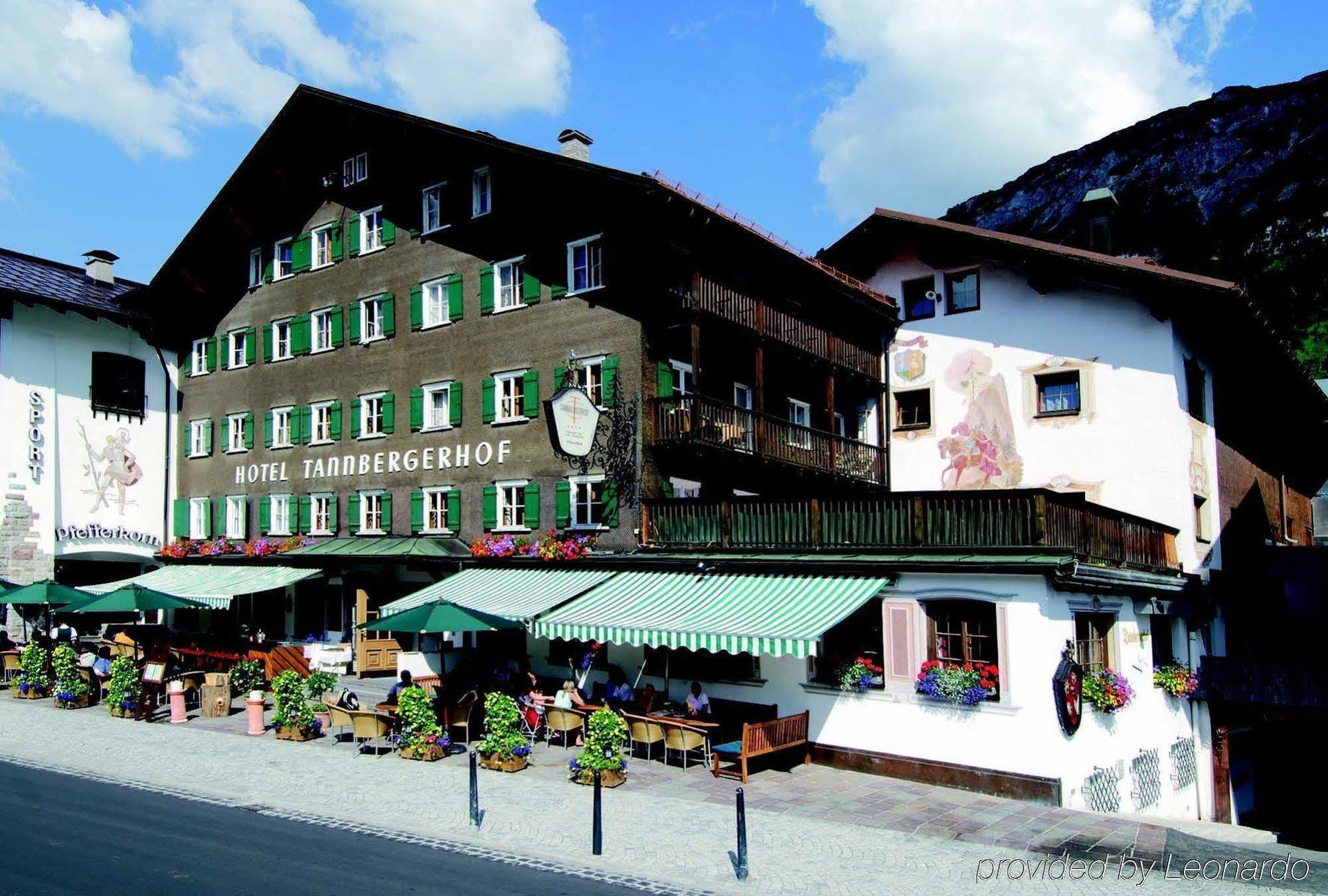 Hotel Tannbergerhof Im Zentrum Von Lech Luaran gambar